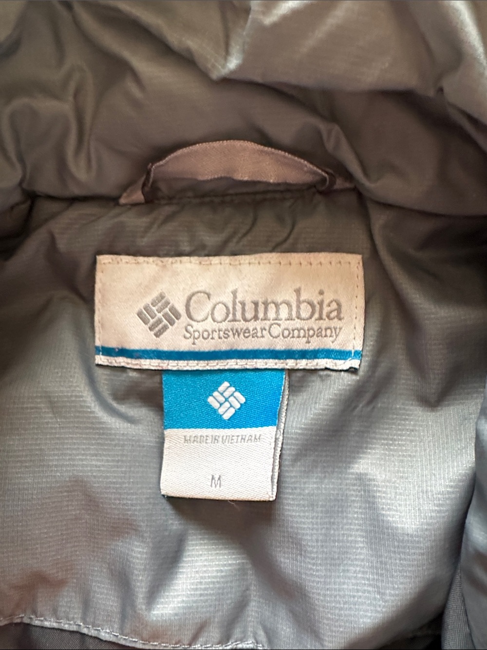 Columbia puffer coat - Picture 7 of 13